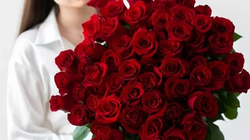 Virágok Valentin-napra: miért rózsa és mennyi rózsát érdemes venni